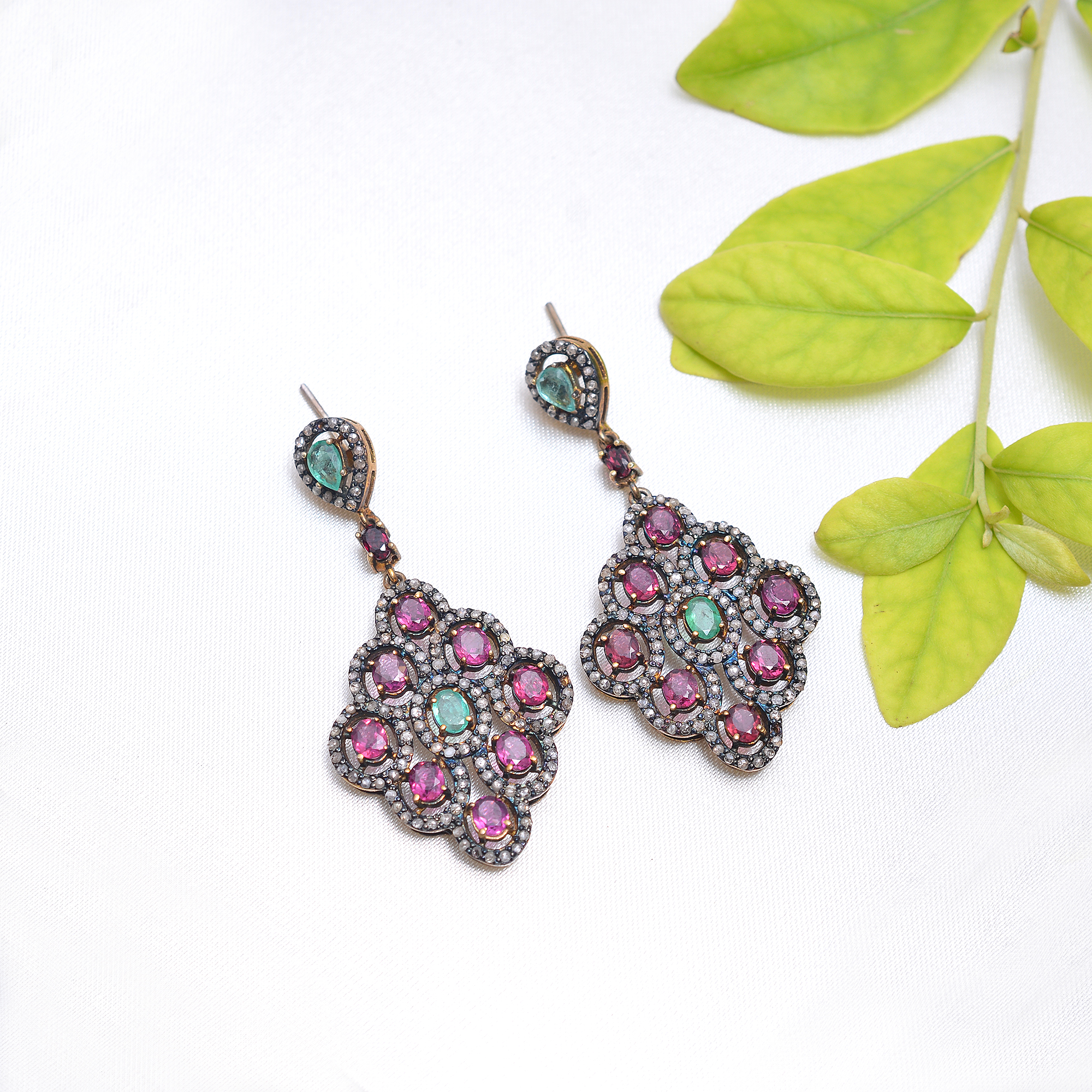 Victorian pair of earrings with emeralds, Tourmaline & uncut diamonds in silver