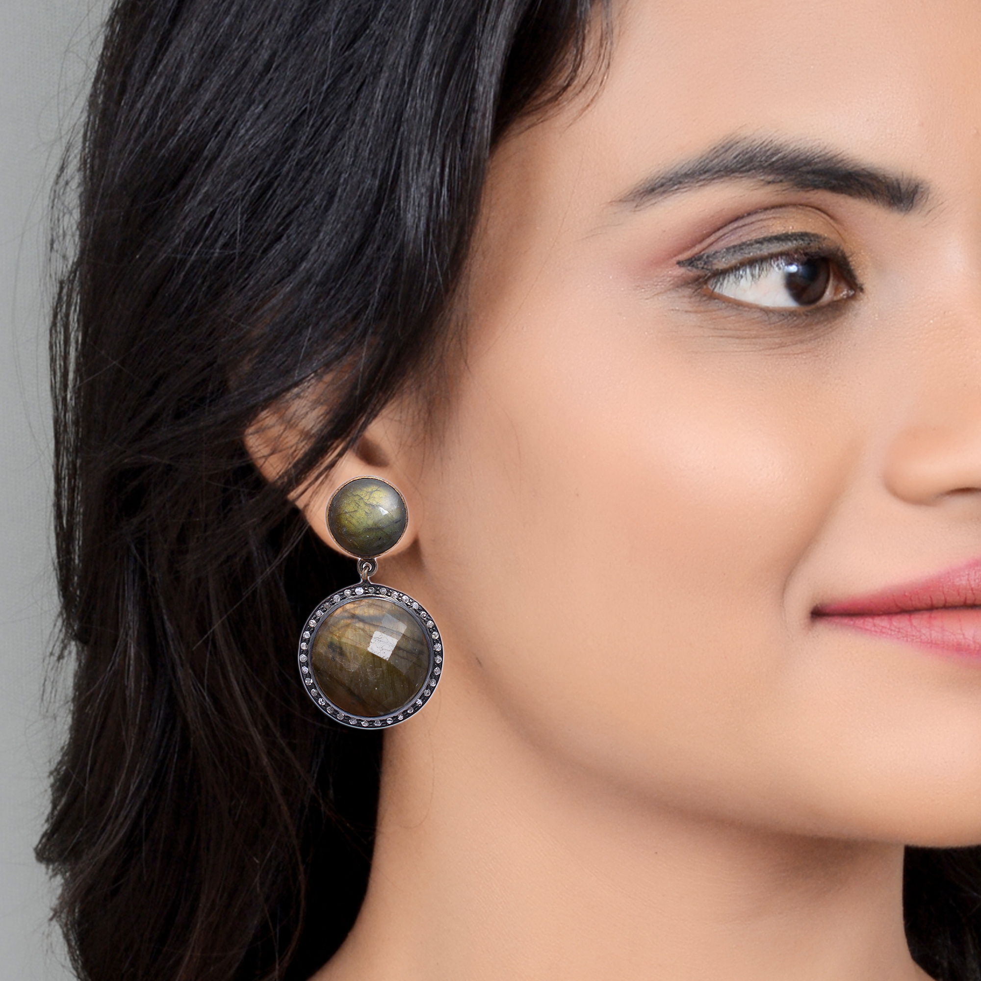 Labrodite & uncut diamonds Victorian earrings in silver - Image 2