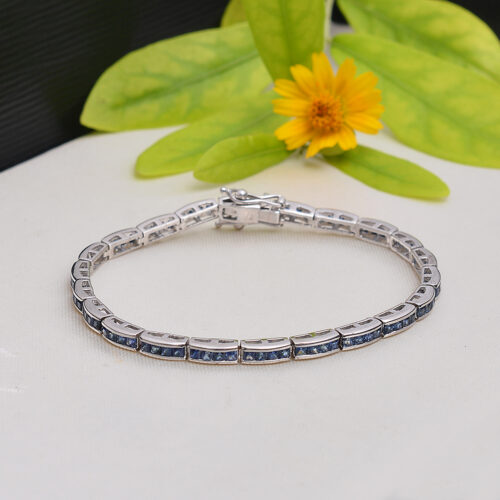 Square blue sapphire bracelet in silver