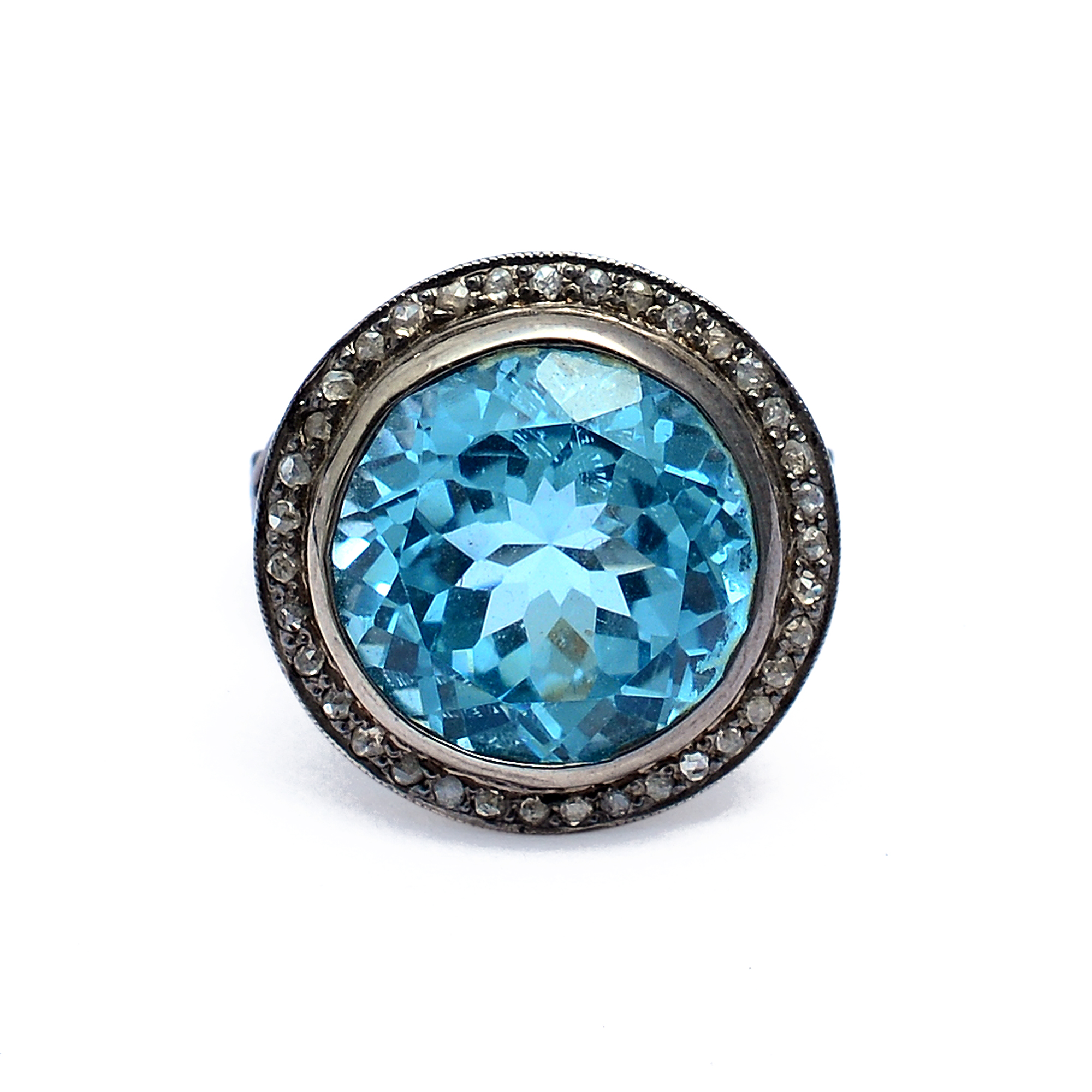 Round blue topaz & uncut diamonds Victorian ring in silver - Image 3
