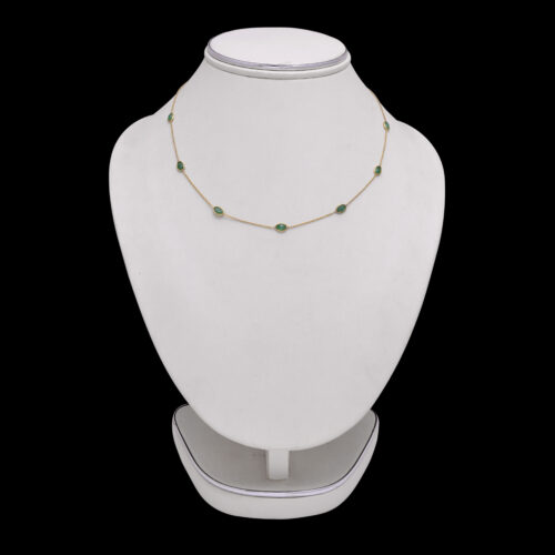 Emerald necklace in 18KT gold