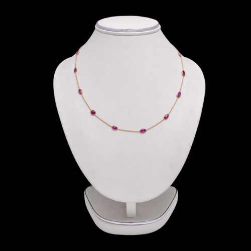 Ruby necklace in 18KT gold