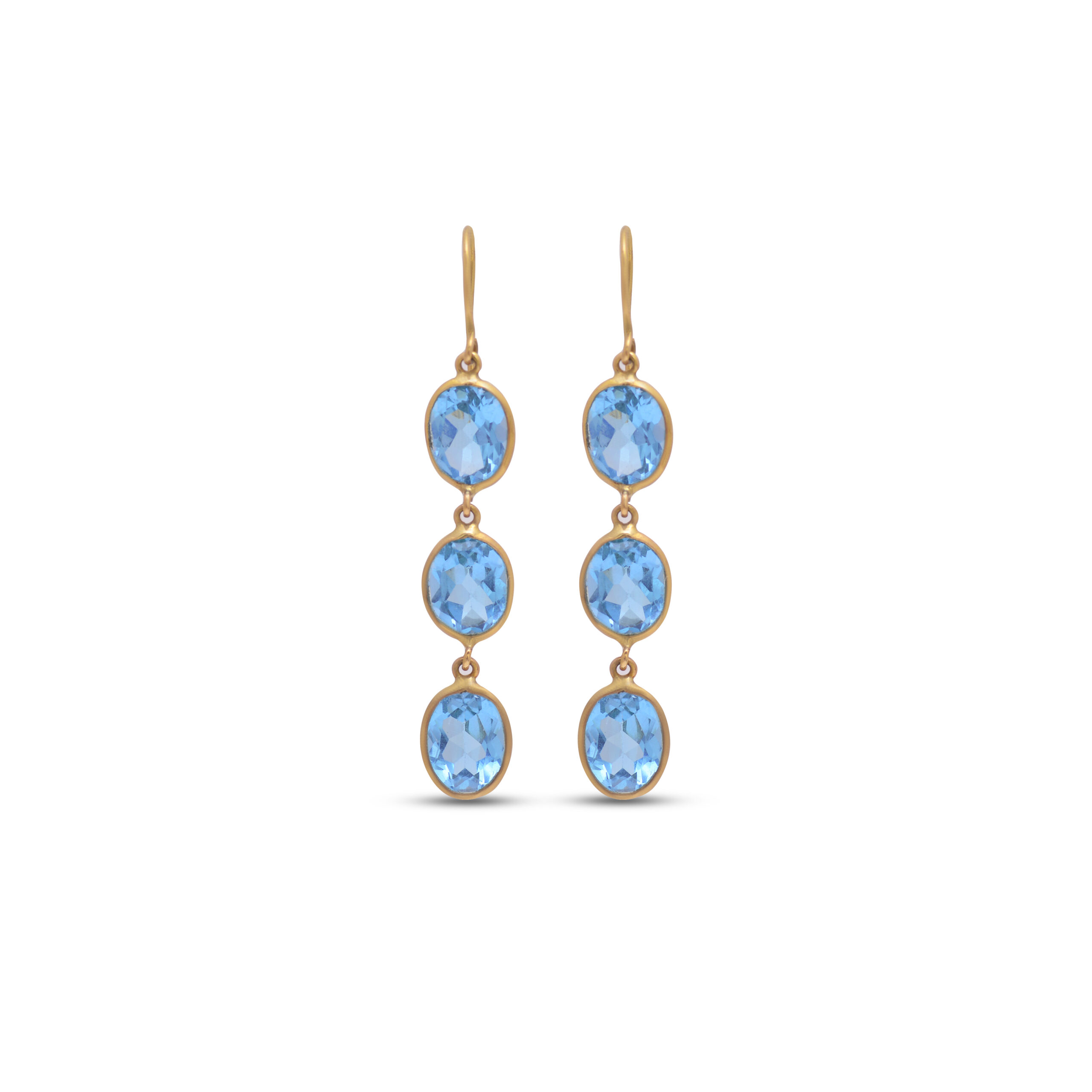Oval blue topaz earrings in 18KT gold - Image 2