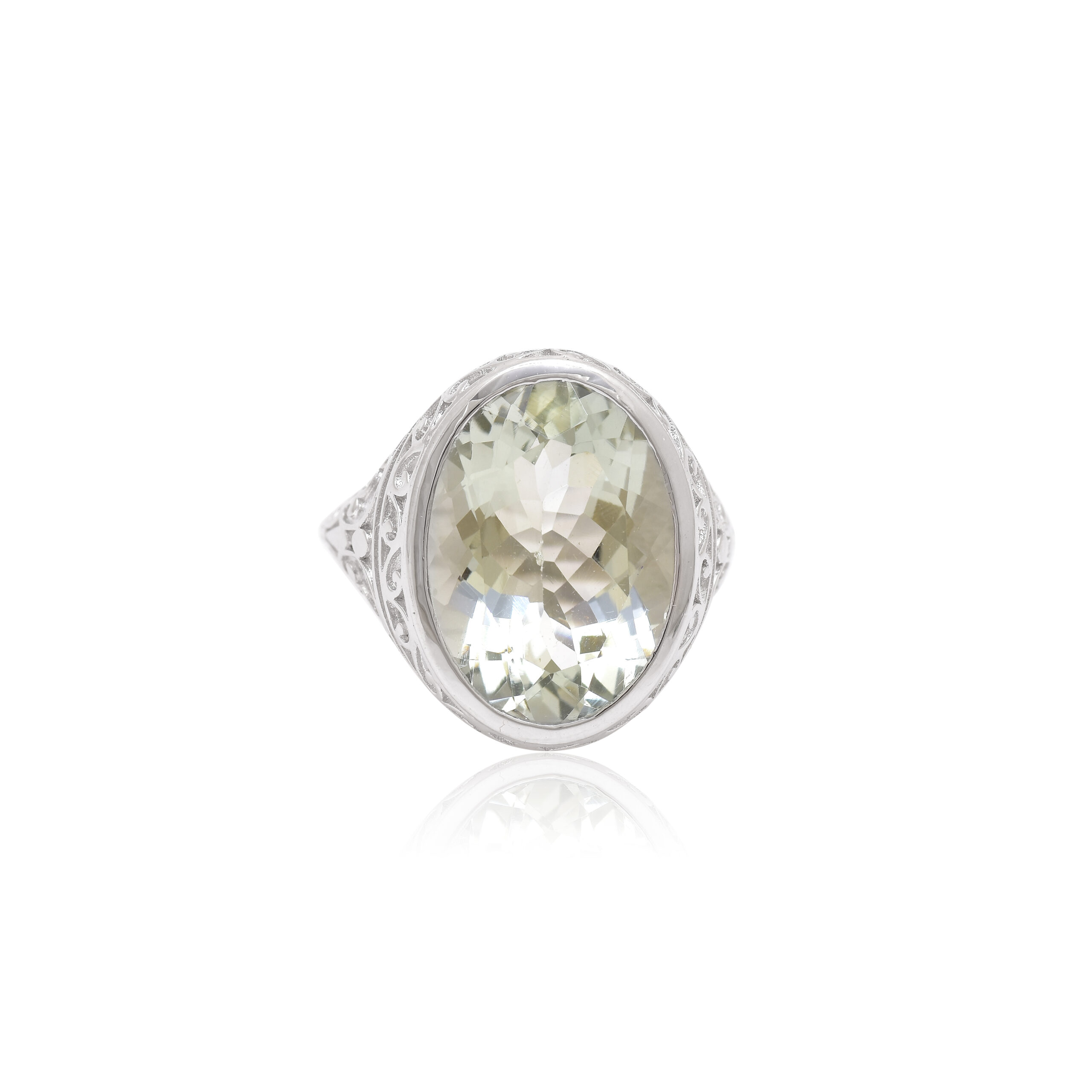 Oval green amethyst in silver ring - Image 2