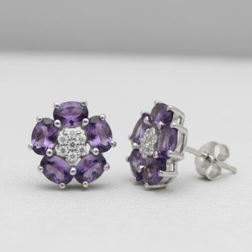 Natural amethyst flower stud earrings