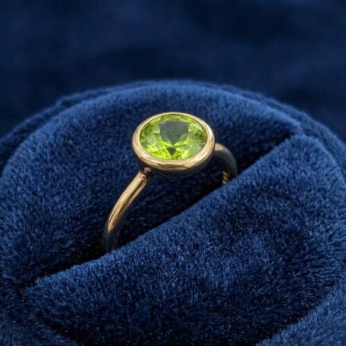 Natural Round Peridot Ring