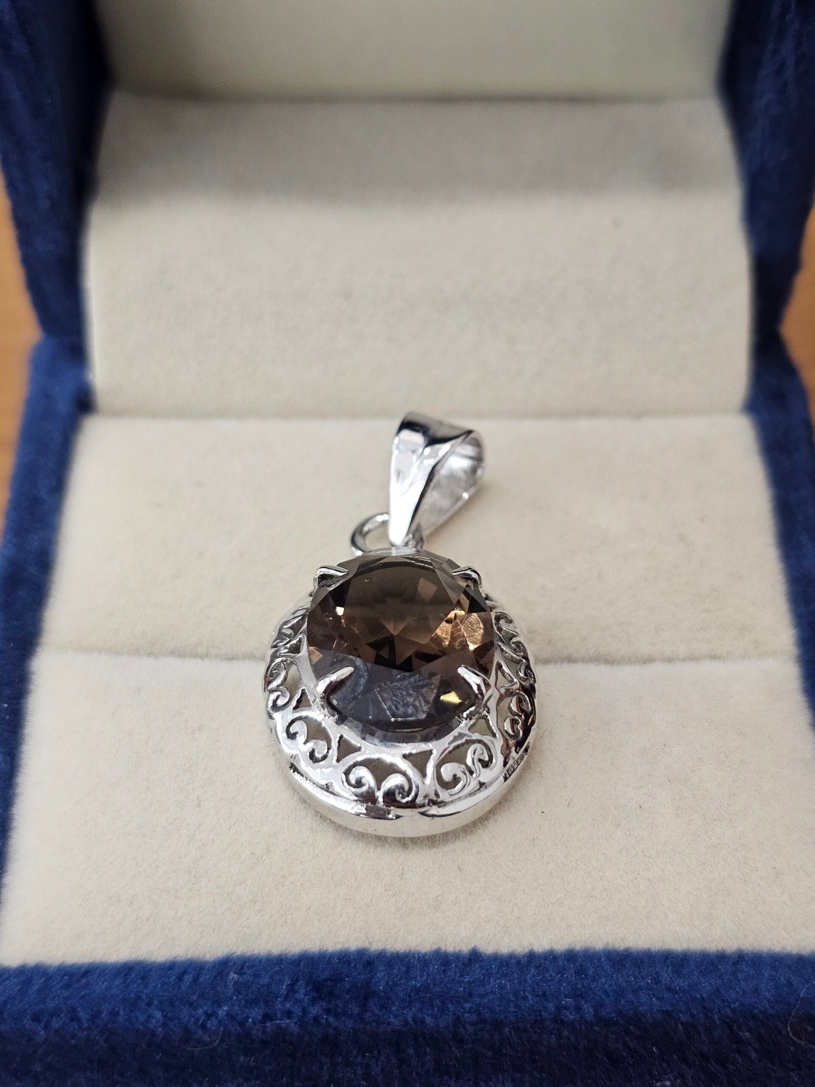 Oval Smoky Topaz Silver Pendant - Image 2