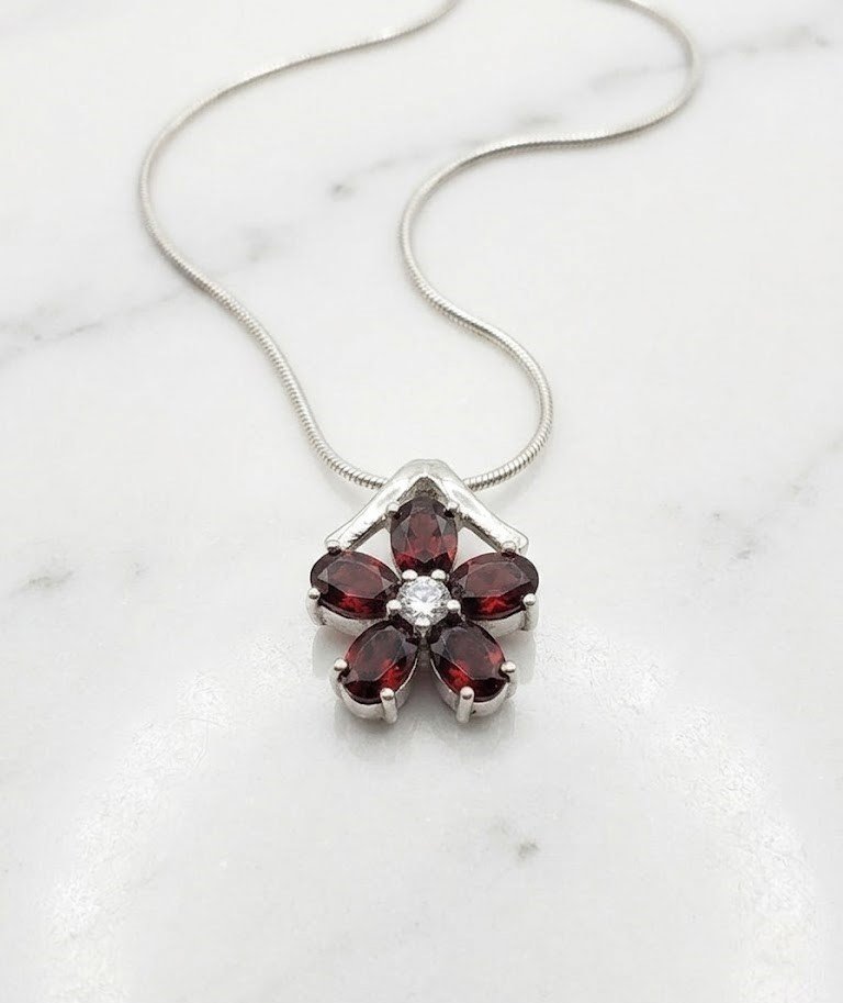 Natural Red Garnet Flower Silver Pendant