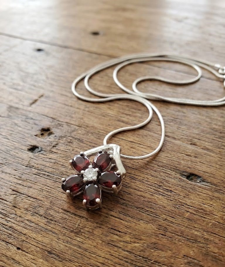 Natural Red Garnet Flower Silver Pendant - Image 4